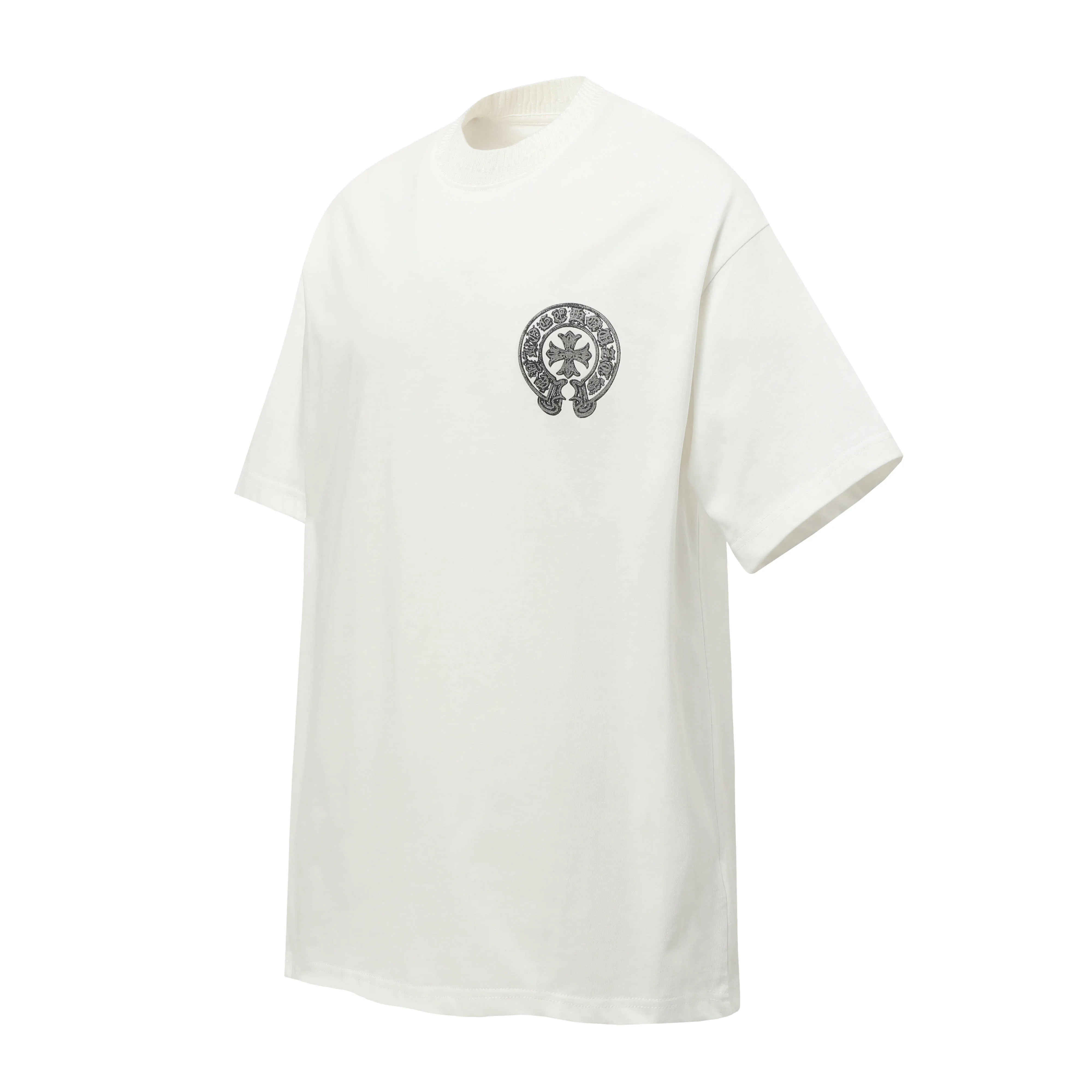 P170 Chrome Hearts CH Chrome Hearts Sanskrit cross printed short-sleeved T-shirt Printed by direct injection imported machine Hardware and accessories are all milled and customized Correctly configured Black 2025 Chrome Hearts authentic packaging 280 grams of custom-dyed double-yarn cotton Large version Loose and stylish Differentiated from lower versions, slim and long version with upper body and lower hips 100% commitment: top quality No fast food The highest version on the market Top quality - different from the ordinary versions on the market If you care about quality You must also respect the price. Absolutely zero after-sales service. The return rate so far is 0. It’s hard not to love the style. - 280g double yarn cotton custom-dyed fabric. - Correct high-density main mark. Washed tag. Hand-sewn.